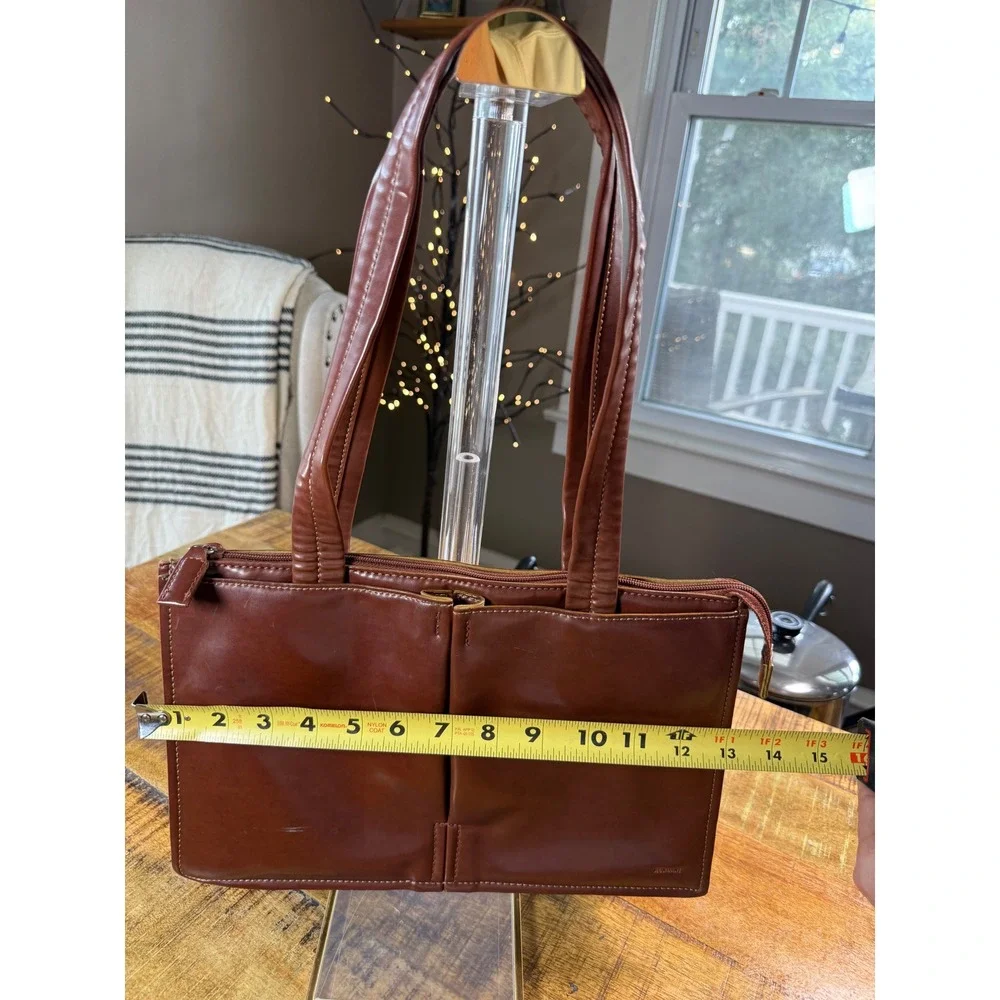 Mondani vintage Brown Faux Leather Structured Shoulder Bag Tote Zip Top Pocketed